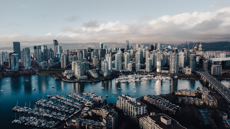Toronto skyline and CN Tower in Canada